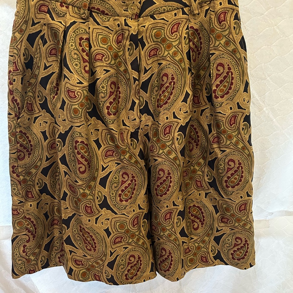 Anne Klein Paisley Bermudas